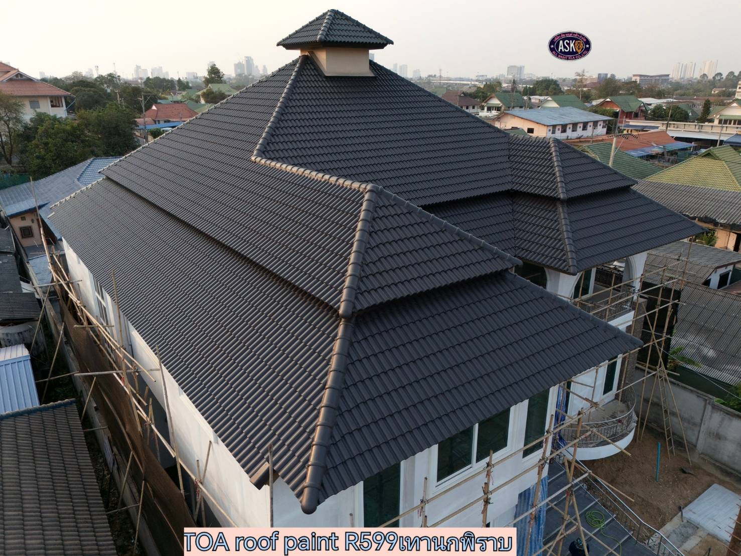 Roof Painting (พ่นสีหลังคา) : บ้านพักอาศัย พัทยาเหนือ ชลบุรี