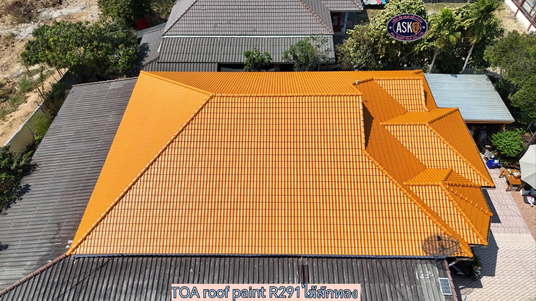 Roof Painting (พ่นสีหลังคา) : บ้านพักอาศัย บ่อวิน ชลบุรี