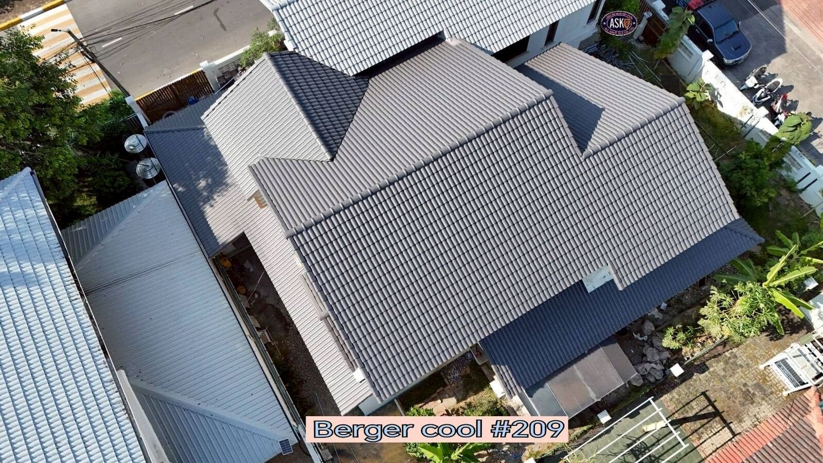 งานพ่นสีหลังคากันซึมและกันร้อน Beger Roofseal Cool อ.เมือง สมุทรปราการ