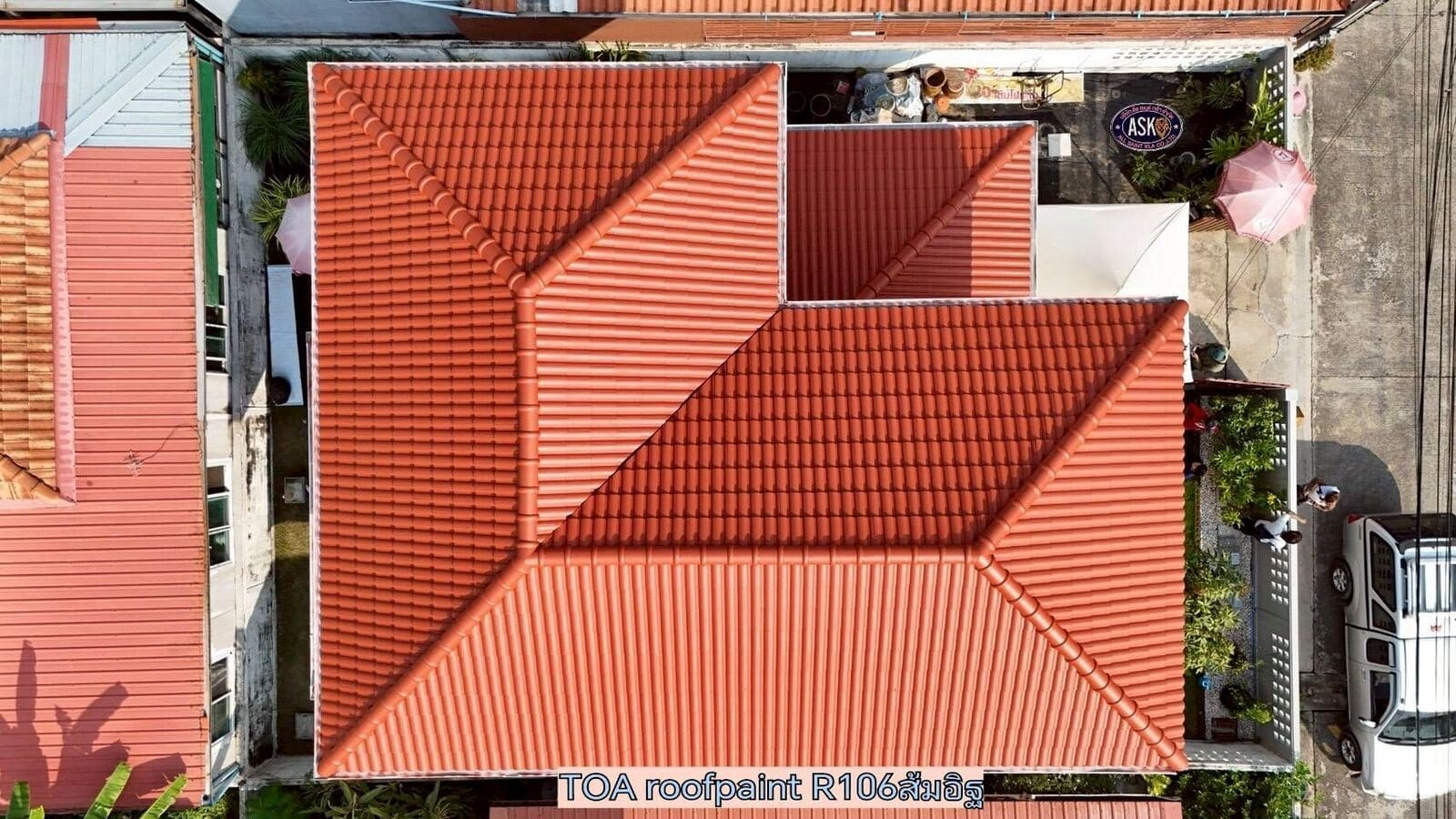 ผลงานพ่นสีหลังคาเก่า บ้านพักอาศัย บางใหญ่ นนทบุรี