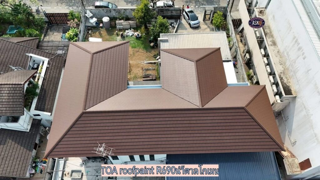 รีวิวผลงานพ่นสีหลังคา TOA Roof Paint R690 บ้านพักอาศัย เขตบางกะปิ กรุงเทพฯ
